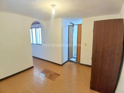 Casa de 5 alcobas en venta en San Fernando, Bogotá, 198 m² · foto 14 de 20