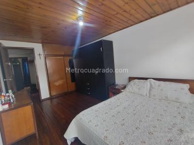 Casa de 5 alcobas en venta en San Fernando, Bogotá, 198 m² · foto 19 de 20