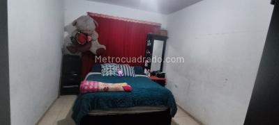 Casa de 5 alcobas en venta en Carvajal, Bogotá, 525 m² · foto 7 de 15