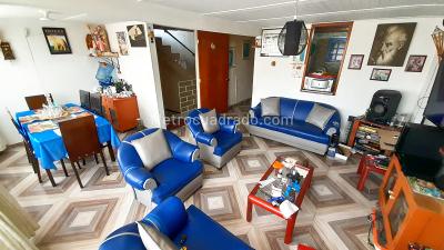 Casa de 5 alcobas en venta en Santa Fe De Bosa, Bogotá, 434 m² · foto 3 de 20