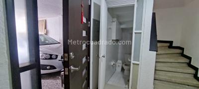 Casa en venta en Villa Luz, Bogotá · foto 2 de 15