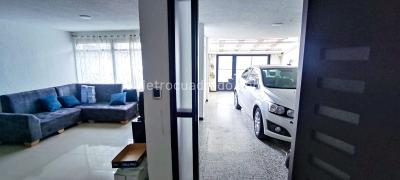 Casa en venta en Villa Luz, Bogotá · foto 5 de 15