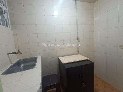 Casa de 5 alcobas en venta en Flandes Fontibon, Bogotá, 200 m² · foto 7 de 13