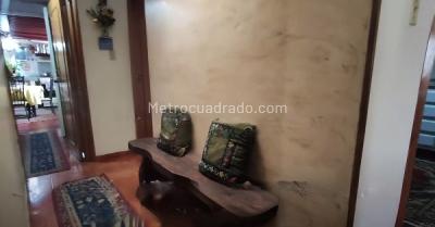 Casa de 5 alcobas en venta en La Campiña, Bogotá, 326 m² · foto 6 de 10