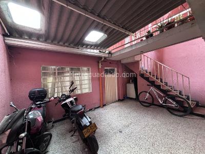 Casa de 5 alcobas en venta en Venecia, Bogotá, 250 m² · foto 3 de 19
