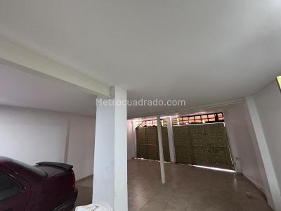 Casa de 5 alcobas en venta en Santa Martha, Bogotá, 280 m² · foto 2 de 20