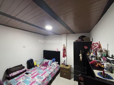 Casa de 5 alcobas en venta en Santa Martha, Bogotá, 280 m² · foto 11 de 20