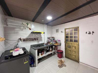 Casa de 5 alcobas en venta en Santa Martha, Bogotá, 280 m² · foto 13 de 20