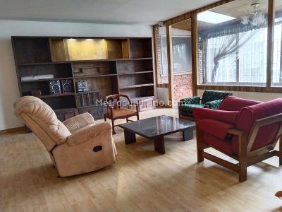 Casa de 5 alcobas en venta en Niza Sur, Bogotá, 541 m² · foto 3 de 20