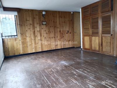 Casa de 5 alcobas en venta en Niza Sur, Bogotá, 541 m² · foto 16 de 20