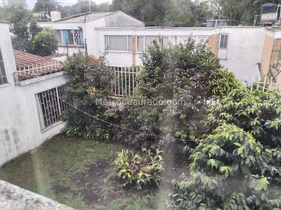 Casa de 5 alcobas en venta en Niza Sur, Bogotá, 541 m² · foto 18 de 20