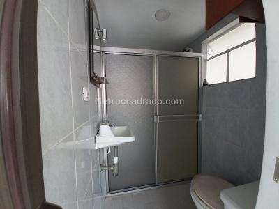 Casa de 5 alcobas en venta en El Nogal, Soacha, 242 m² · foto 7 de 20