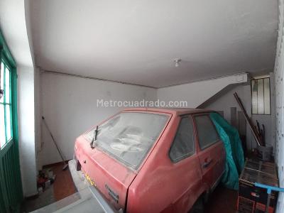 Casa de 5 alcobas en venta en El Nogal, Soacha, 242 m² · foto 8 de 20