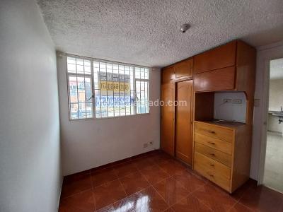 Casa de 5 alcobas en venta en El Nogal, Soacha, 242 m² · foto 9 de 20