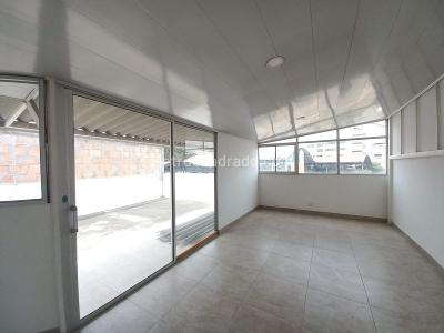Casa de 5 alcobas en venta en El Nogal, Soacha, 242 m² · foto 14 de 20