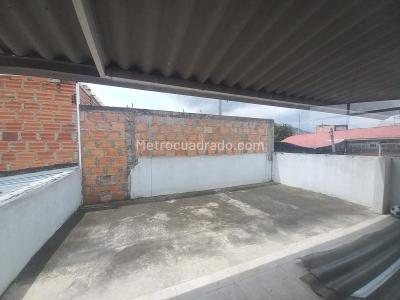 Casa de 5 alcobas en venta en El Nogal, Soacha, 242 m² · foto 15 de 20