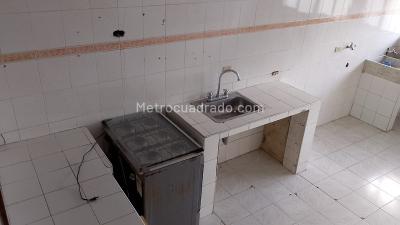 Casa de 5 alcobas en venta en Pontevedra, Bogotá, 301 m² · foto 5 de 14