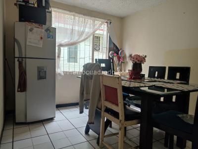 Casa de 5 alcobas en venta en Soacha Ubate, Soacha, 78 m² · foto 9 de 14
