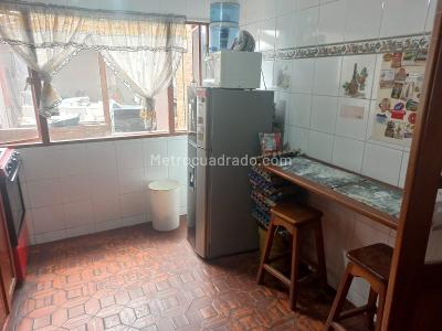 Casa de 5 alcobas en venta en Granada Norte, Bogotá, 391 m² · foto 13 de 20