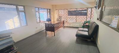 Casa de 5 alcobas en venta en La Fragua, Bogotá, 336 m² · foto 2 de 17