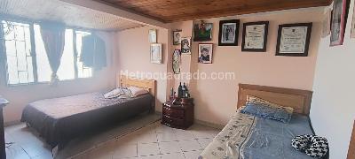Casa de 5 alcobas en venta en La Fragua, Bogotá, 336 m² · foto 10 de 17