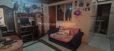 Casa de 5 alcobas en venta en La Fragua, Bogotá, 336 m² · foto 15 de 17