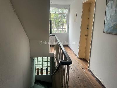 Casa de 5 alcobas en venta en El Recuerdo, Bogotá, 250 m² · foto 2 de 16