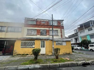 Casa de 5 alcobas en venta en El Recuerdo, Bogotá, 250 m² · foto 14 de 16