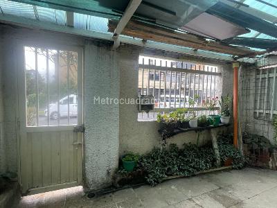 Casa de 5 alcobas en venta en El Recuerdo, Bogotá, 250 m² · foto 15 de 16