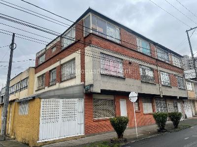Casa de 5 alcobas en venta en El Recuerdo, Bogotá, 250 m² · foto 16 de 16