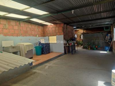Casa de 5 alcobas en venta en Laureles Bosa, Bogotá, 108 m² · foto 5 de 20