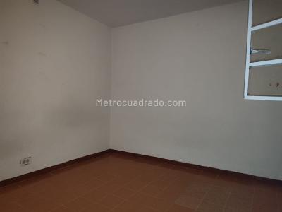 Casa de 5 alcobas en venta en Laureles Bosa, Bogotá, 108 m² · foto 6 de 20