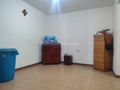 Casa de 5 alcobas en venta en Laureles Bosa, Bogotá, 108 m² · foto 10 de 20