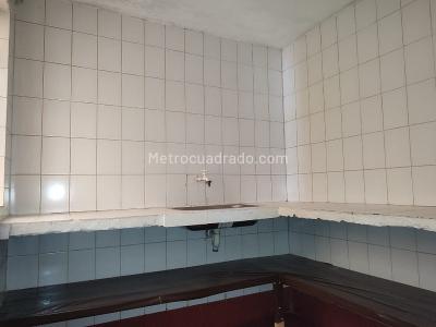 Casa de 5 alcobas en venta en Laureles Bosa, Bogotá, 108 m² · foto 13 de 20