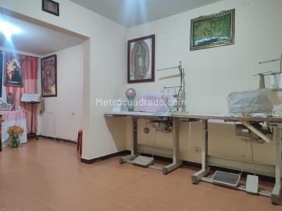 Casa de 5 alcobas en venta en Laureles Bosa, Bogotá, 108 m² · foto 15 de 20