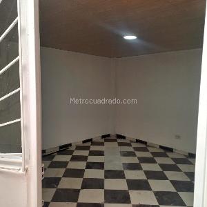 Casa de 5 alcobas en venta en Carvajal, Bogotá, 384 m² · foto 14 de 19