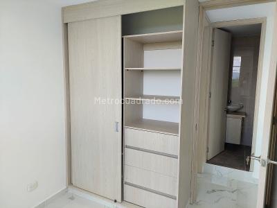 Apartamento de 2 alcobas en venta en Arboleda Campestre, Ibagué, 52 m² · foto 9 de 15