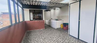 Casa de 5 alcobas en venta en Santa Lucia, Bogotá, 192 m² · foto 3 de 20