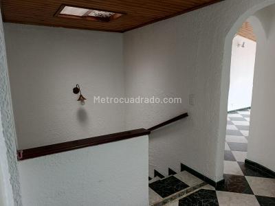 Casa de 3 alcobas en venta en Villa Claudia, Bogotá, 108 m² · foto 8 de 20