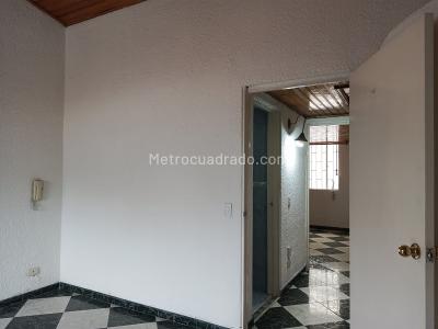 Casa de 3 alcobas en venta en Villa Claudia, Bogotá, 108 m² · foto 9 de 20