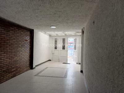 Casa de 3 alcobas en venta en Villa Claudia, Bogotá, 108 m² · foto 17 de 20