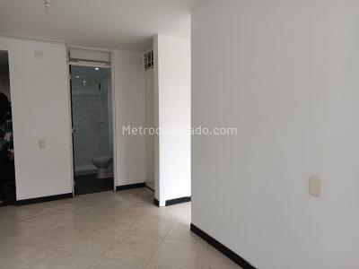 Apartamento de 3 alcobas en venta en Ciudad Verde, Soacha, 44 m² · foto 2 de 14