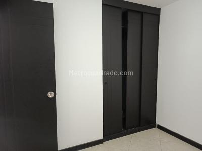 Apartamento de 3 alcobas en venta en Ciudad Verde, Soacha, 44 m² · foto 4 de 14