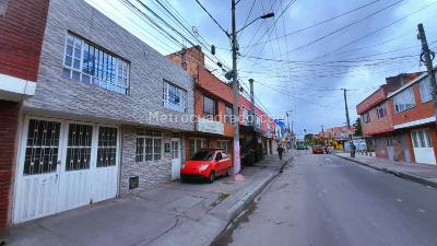 Casa de 5 alcobas en venta en Humberto Valencia, Bogotá, 128 m² · foto 2 de 20