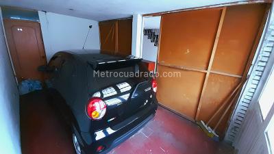 Casa de 5 alcobas en venta en Humberto Valencia, Bogotá, 128 m² · foto 6 de 20