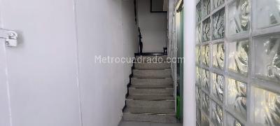 Casa de 5 alcobas en venta en La Estanzuela, Bogotá, 386 m² · foto 4 de 20