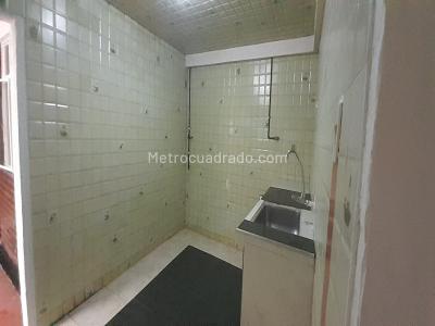 Casa de 5 alcobas en venta en Colonia Oriental, Bogotá, 158 m² · foto 10 de 20