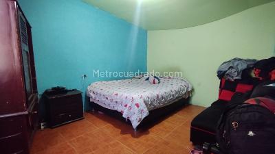 Casa de 5 alcobas en venta en Patio Bonito Ii Sector, Bogotá, 72 m² · foto 4 de 12