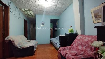 Casa de 5 alcobas en venta en Patio Bonito Ii Sector, Bogotá, 72 m² · foto 8 de 12