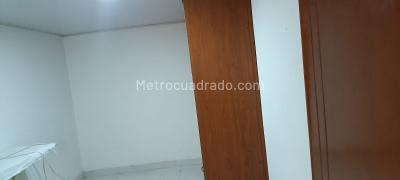 Casa de 5 alcobas en venta en La Laguna Fontibon, Bogotá, 280 m² · foto 7 de 18